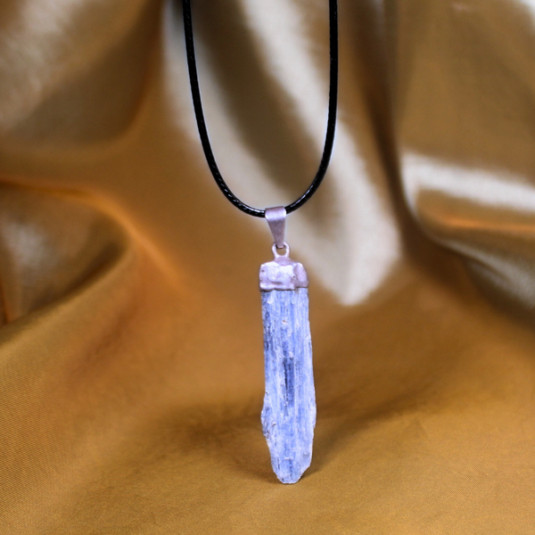 SOULTIE NECKLACE - KKYANITE