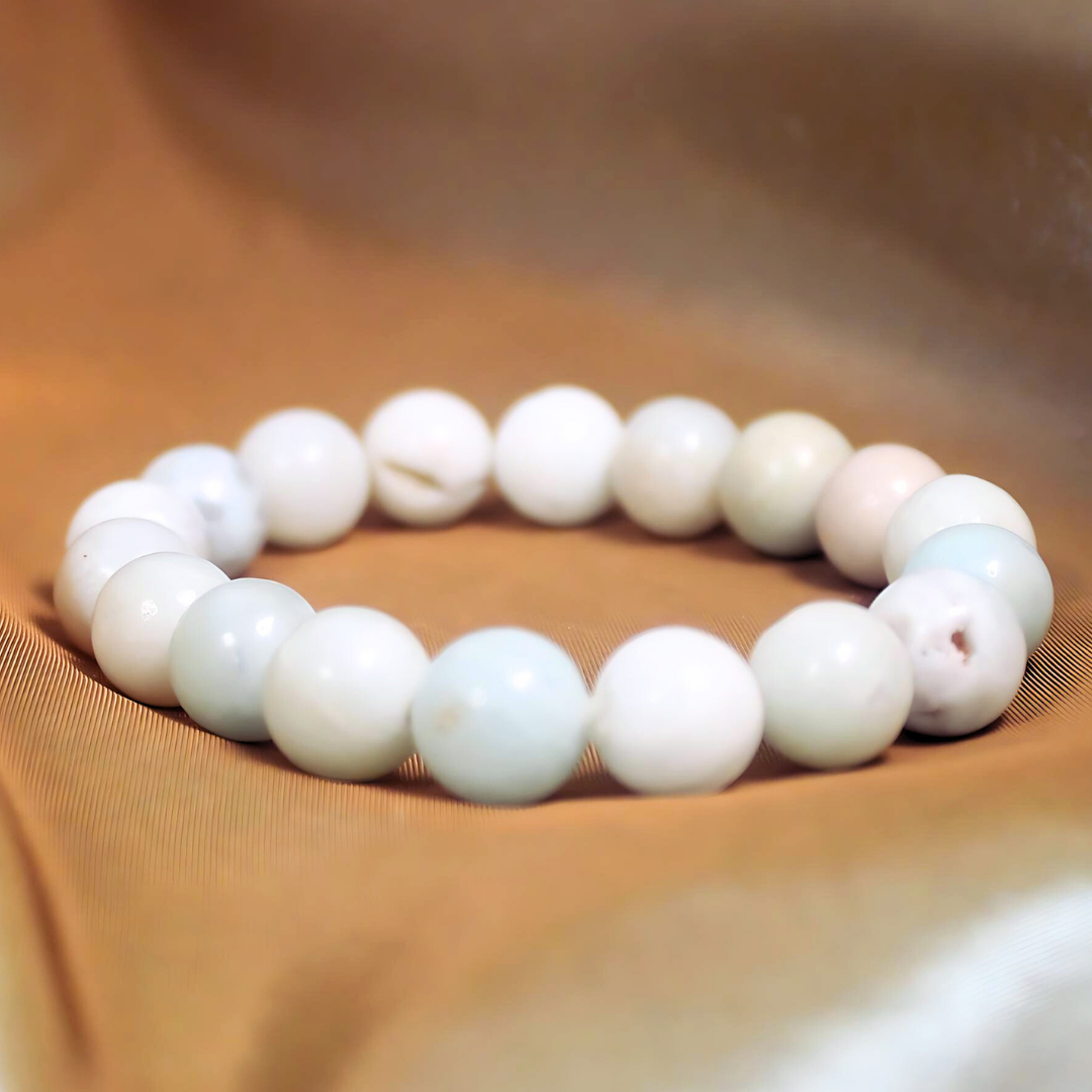 LARGE BEADED INTENTION BRACELET - WHITE HOWLITE