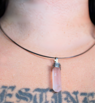 HALO CHOKER NECKLACE - CLEAR QUARTZ POINT