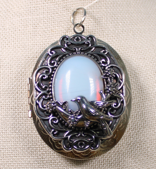 ANGEL HARP INFINITY NECKLACE - OPALITE LOCKET