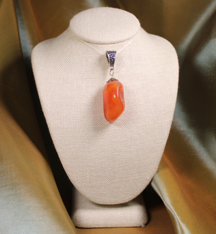 ANGEL HARP INFINITY NECKLACE - ORANGE CARNELIAN