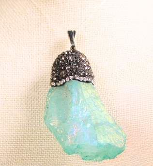 ANGEL HARP INFINITY NECKLACE - GREEN QUARTZ ANGEL AURA