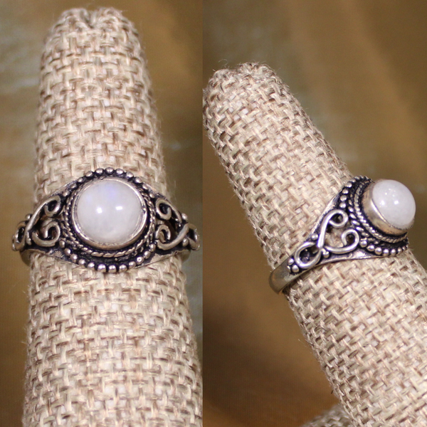 STACKER RING - Moonstone stacker ring silver ((style 2))