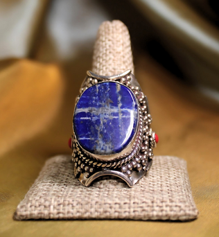 MEGA METAPHYSICAL RING - Lapis Lazuli and Coral Ring