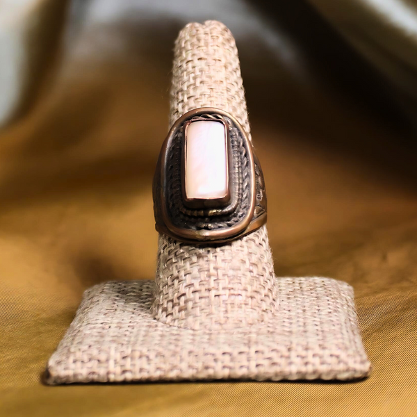 MEGA METAPHYSICAL RING - Mother of pearl in copper