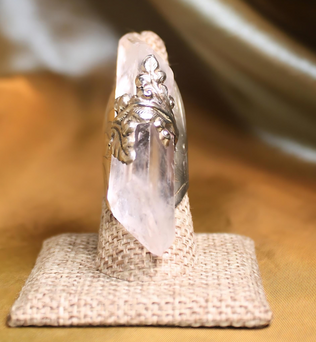 TEMPLE OF LEAVES  - CLEAR QUARTZ POINT RING